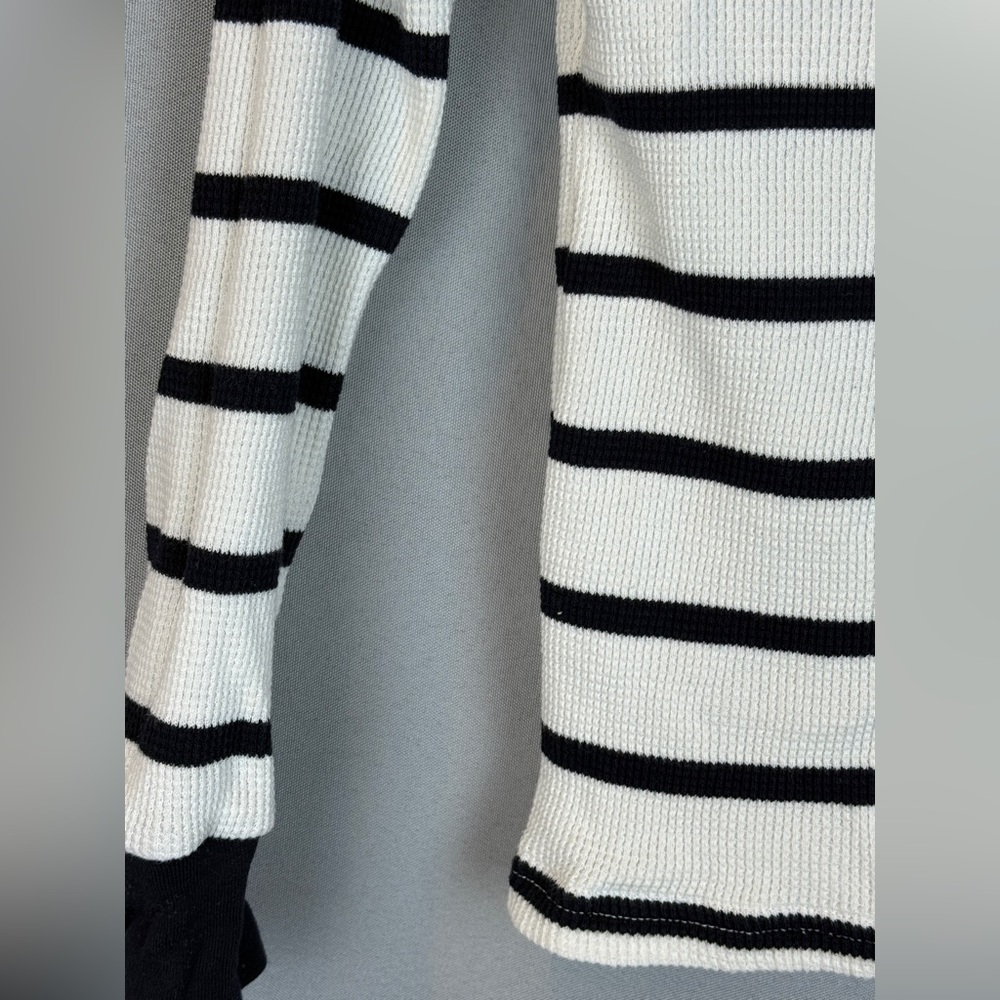 Polo Ralph Lauren Striped Thermal Top- Size Small (8) - Picture 4 of 8